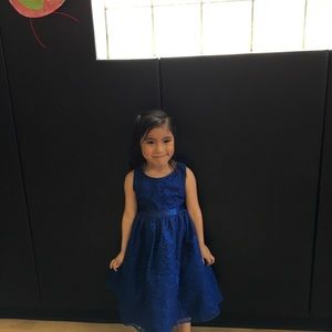 Meet your Posher, Abigail